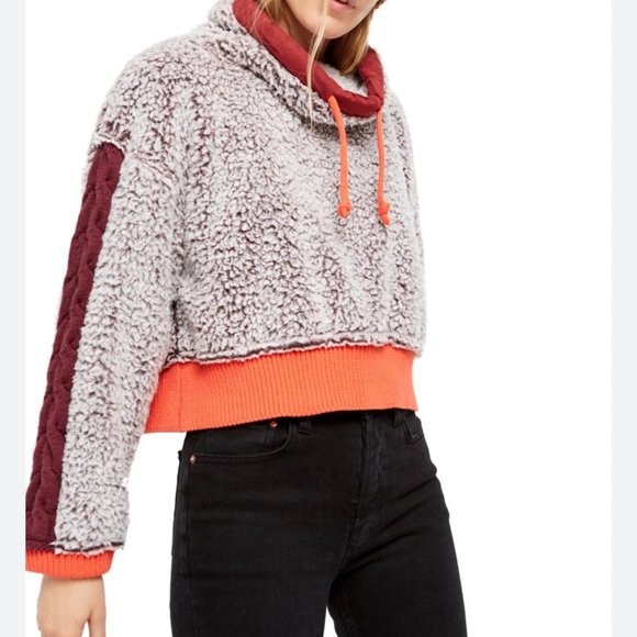 Free People Sweaters - Free People Woman's Wild Heart Fleece Pull-Over Sweatshirt Sz sm